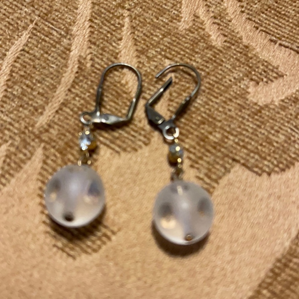 Used vintage earrings set